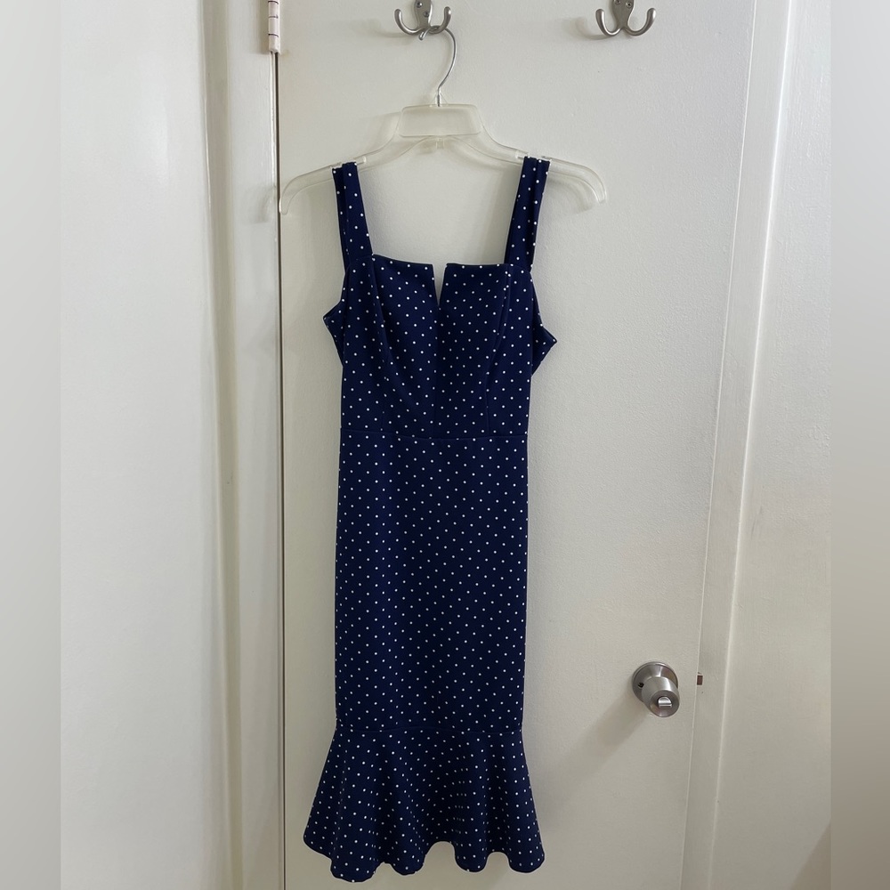 Premier Amour Polka Dot Sleeveless Sheath Dress Medium